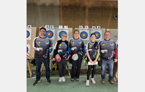 Vincent, stecy, Françoise, Séraphine et Bruno. Les archers SQTA du dimanche 