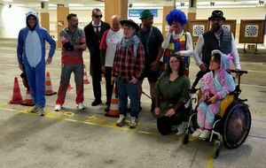 Et encore un groupe de joyeux drilles