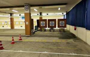 le pas de tir jeunes et débutants à 15m.